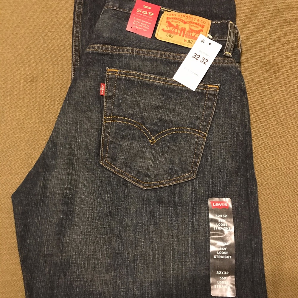 Levi 569 jeans